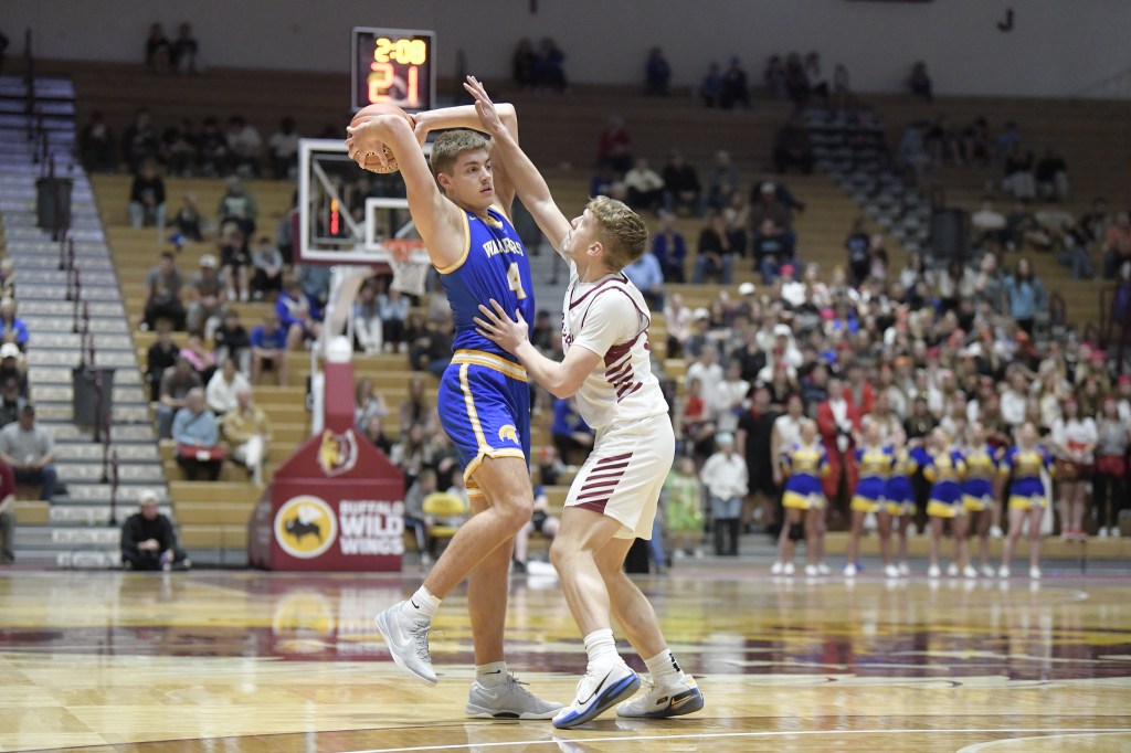 Castlewood Holds Off Late Surge to Set Up Semifinal Clash with&nbsp;Lyman